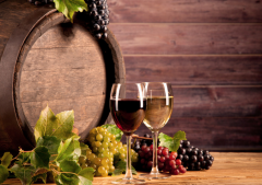 法國紅酒進口一定要貼中文標嗎？（如何看法國紅酒標簽）